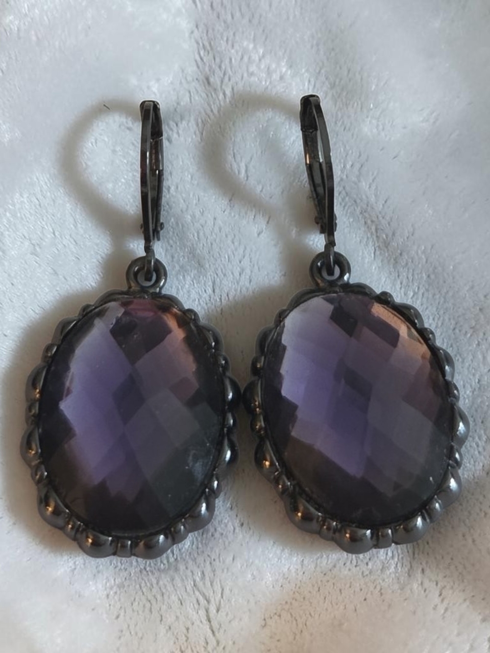 Joan Rivers Vintage Gunmetal Purple Faceted Rhinestone Oval Drop Earrings